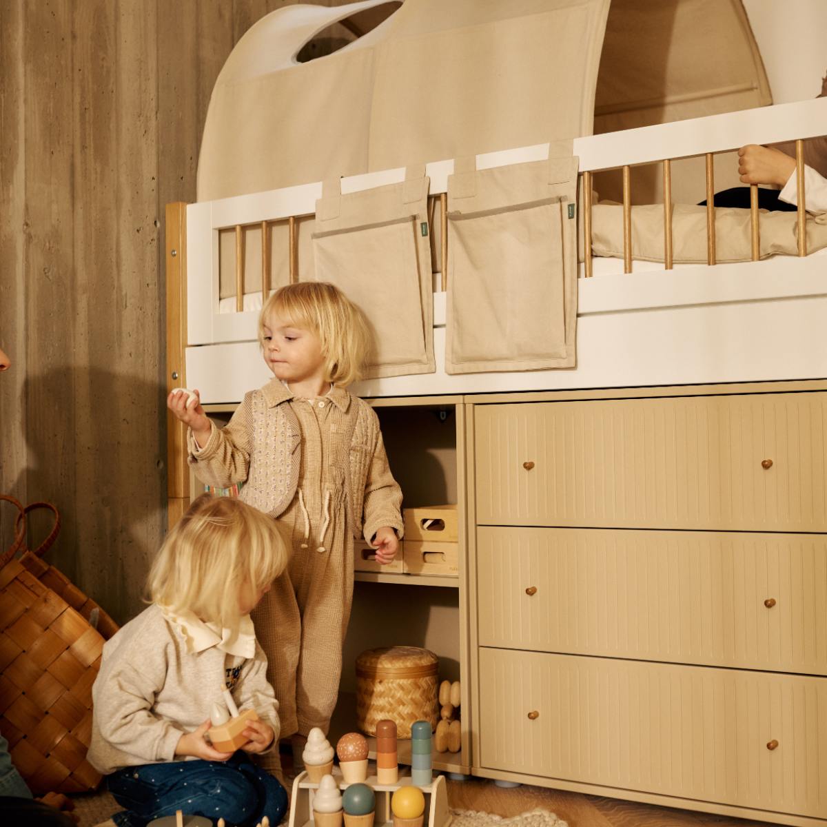 Commode à 3 tiroirs rainures SAGA Flexa oat oak