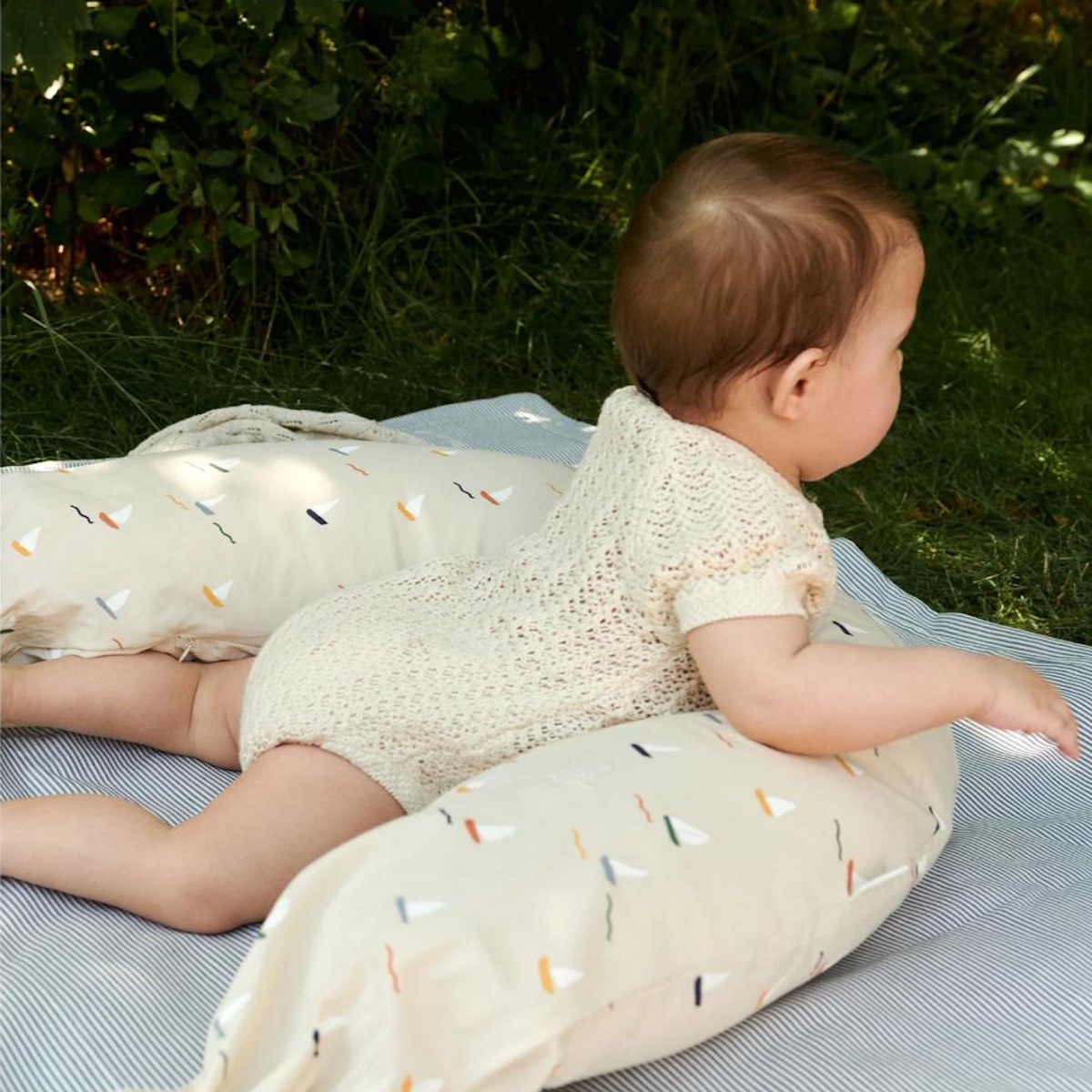 Coussin d'allaitement 70x30x20cm NAMI Dear April Long Tie Pond Boats