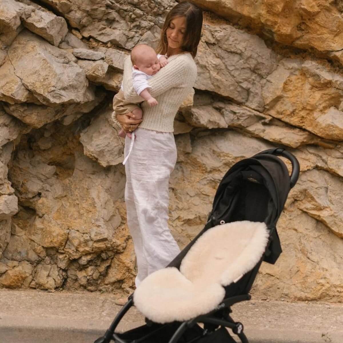 Doudou en peau de mouton - Harnais fixe Binibamba milk