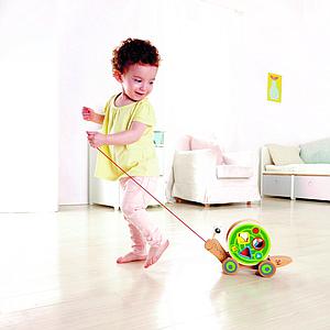 Juguete arrastre SNAIL Hape