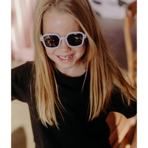 Lunettes de soleil 3-5a Hossy Stella Hello Hossy