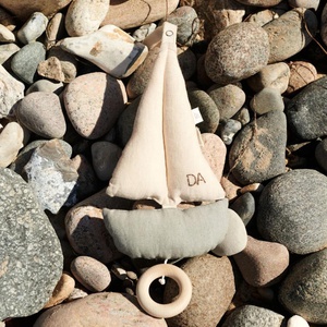 Mobile musical 22cm PONDUS SAILLBOAT Dear April blue off-white