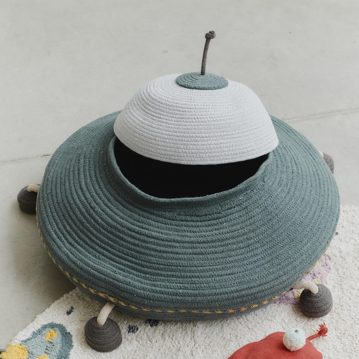Panier de rangement UFO Lorena Canals