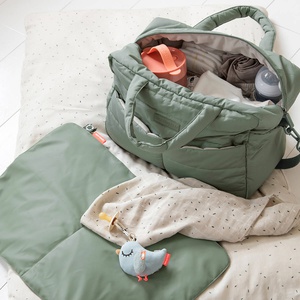 Sac à langer rembourré Done by Deer vert
