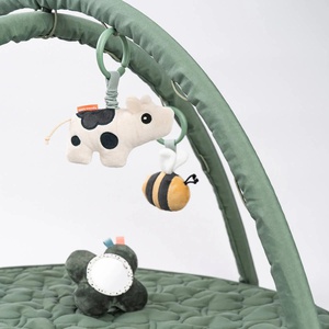 Tapis d'activités Tiny farm Done by deer Green