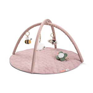 Tapis d'activités Tiny farm Done by deer Powder