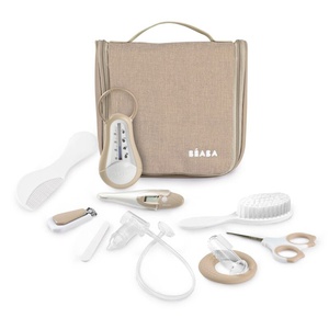 Trousse de toilette NOMADE Beaba 10 accessoires argile
