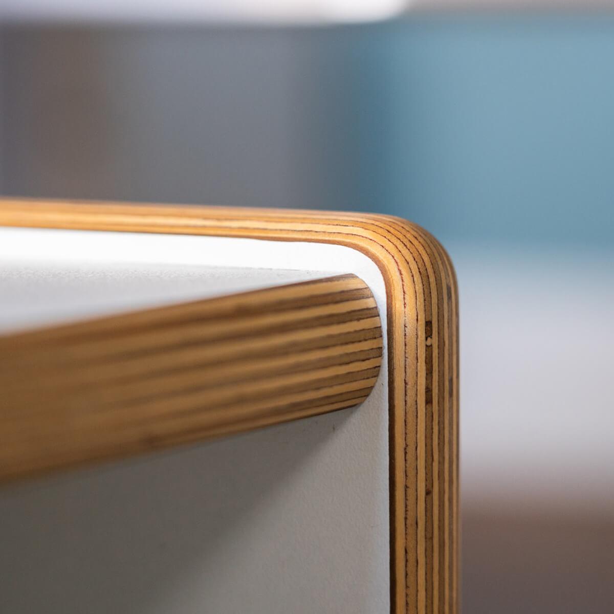 Wandelstuhl ZIGGY de Breuyn Multiplex Korpus weiß Sitz orange