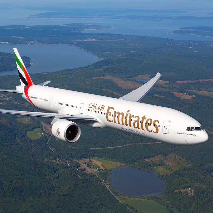 Emirates-Boeing vignette