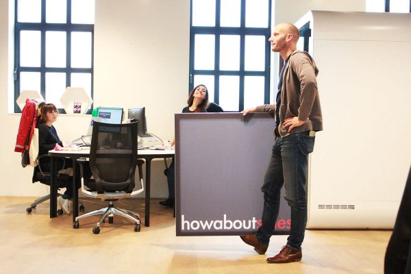  Howaboutsales 1200x1200-1