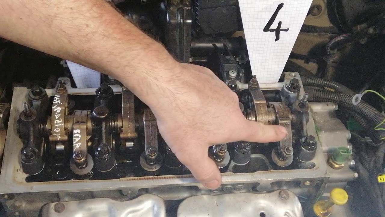 Registrare valvole motore