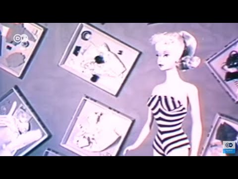 ¿Cuántos años tiene Barbie en el mercado?