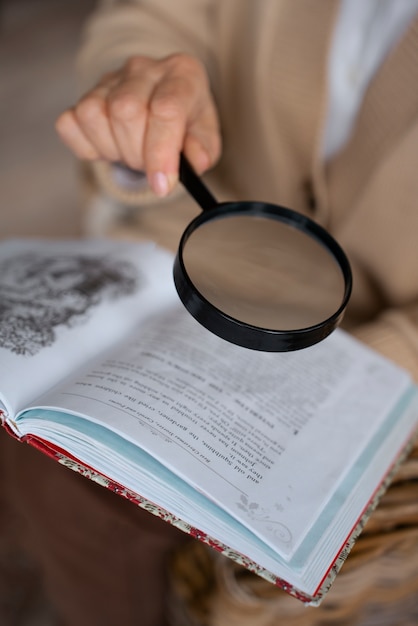 El buscador: un género literario enigmático