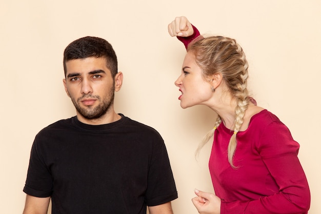 Superando la falta de respeto del hijo de tu pareja