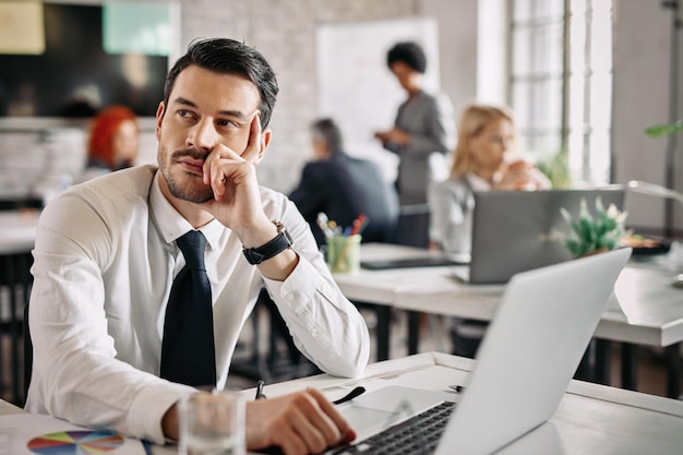 Cómo manejar la indiferencia de tu jefe 8 Cómo manejar la indiferencia de tu jefe