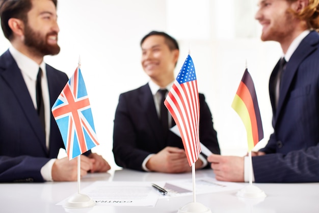 Los mejores idiomas para conseguir empleo