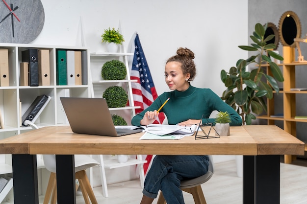 Los mejores idiomas para conseguir empleo