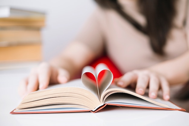 Libros para cultivar el amor propio 8 Libros para cultivar el amor propio