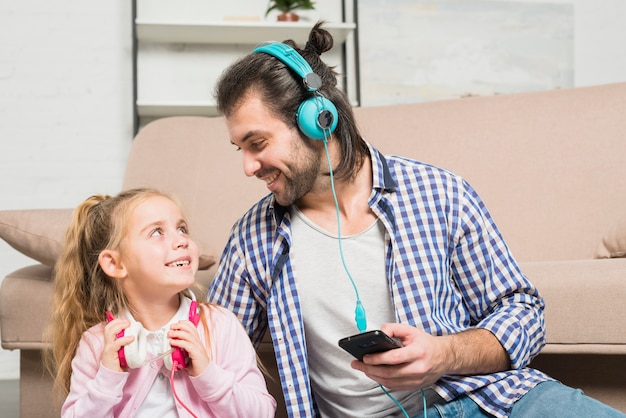 La música perfecta para celebrar el Día del Padre 6 La música perfecta para celebrar el Día del Padre