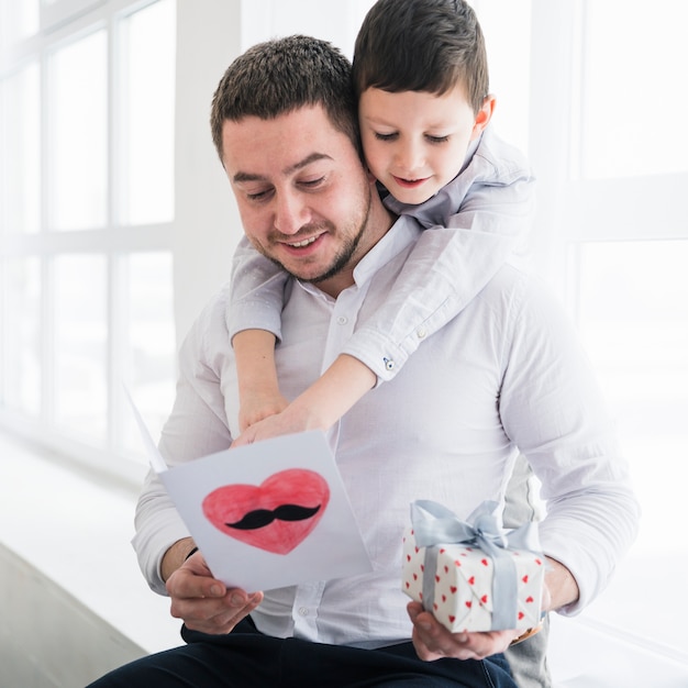 La música perfecta para celebrar el Día del Padre 7 La música perfecta para celebrar el Día del Padre