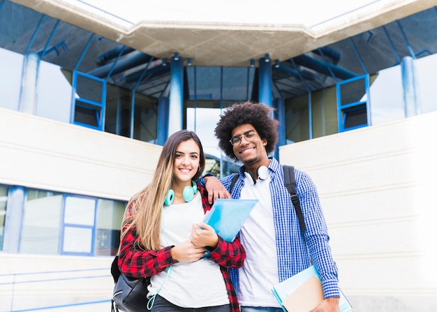 Universidades gratuitas para extranjeros en distintos países