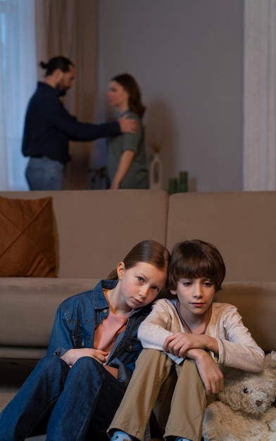 Impacto de presenciar intimidad en la infancia