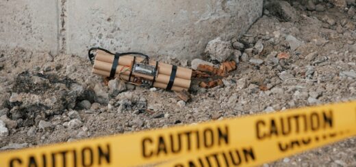 Consecuencias de construir en terreno ajeno en Ecuador