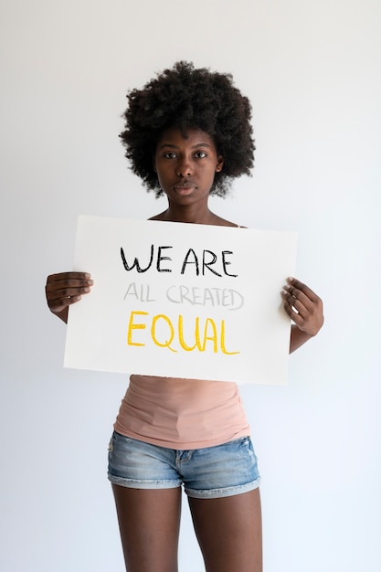 Significado de la palabra 'manifestando'