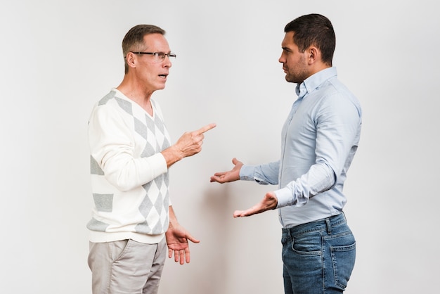 Ejemplos de conflictos y su significado 8 Ejemplos de conflictos y su significado