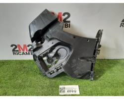 Rear bumper mounting bracket