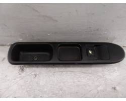 PULSANTIERA ANTERIORE DESTRA PASSEGGERO PEUGEOT 307 Berlina Benzina (2004) RICAMBI USATI