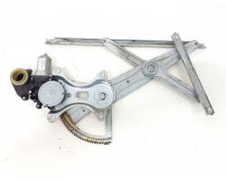 698100F010 ALZACRISTALLO ELETTRICO ANT. DX PASSEGGERO TOYOTA Corolla Verso 2° Serie 2200 Diesel 100 (2009) RICAMBI USATI