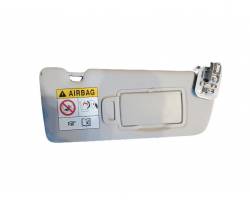 964009419R PARASOLE ALETTA LATO PASSEGGERO RENAULT Megane Serie (15>) 1461 diesel (2016) RICAMBI USATI