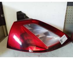 8200413214 STOP FANALE POSTERIORE SINISTRO LATO GUIDA RENAULT Megane ll Serie (02>06) 1 ibrida (2002) RICAMBI USATI
