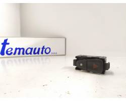 252905668RB PULSANTE LUCI DI EMERGENZA DACIA Logan Serie MCV (13>) 1500 Diesel (2014) RICAMBI USATI