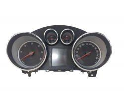 13355672 QUADRO STRUMENTI OPEL Astra J Sports Tourer (10>15) 1700 Diesel 81 kW / 110 CV A17DTR (2011) RICAMBI USATI