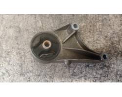 Engine mount bracket