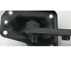 BRACCIO OSCILLANTE ASSALE POSTERIORE SX VOLKSWAGEN Golf 5 Berlina 1K0505223K (03>08)