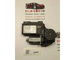 Door window regulator motor