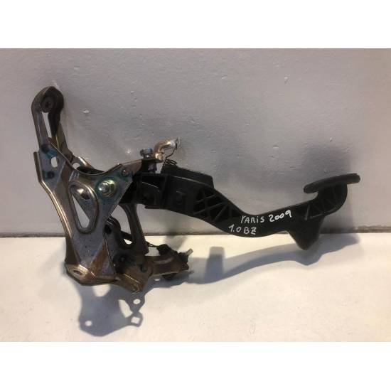 Copripedali In Gomma Per Toyota Yaris XP1000 2002-2007 - Set Per Freno E Frizione, Antiscivolo E Comfort