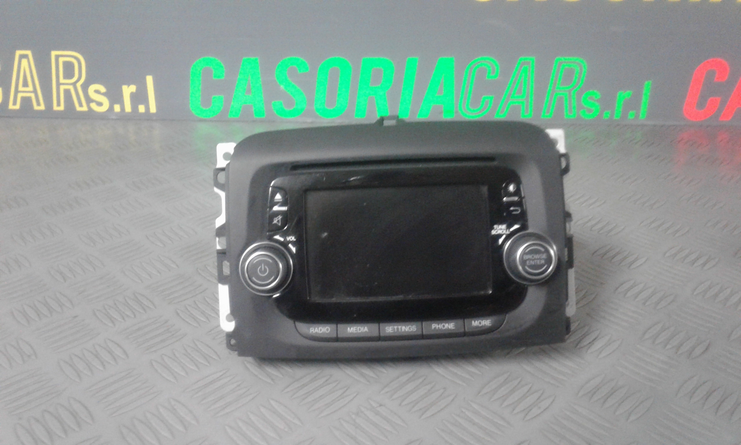 Autoradio FIAT 500 L 1° Serie CasoriaCar.it