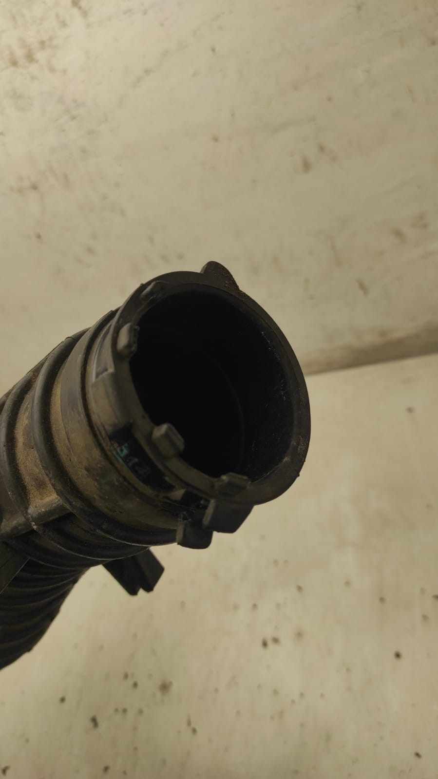 MANICOTTO ASPIRAZIONE FILTRO ARIA DACIA Duster Serie 1600 benzina (2020