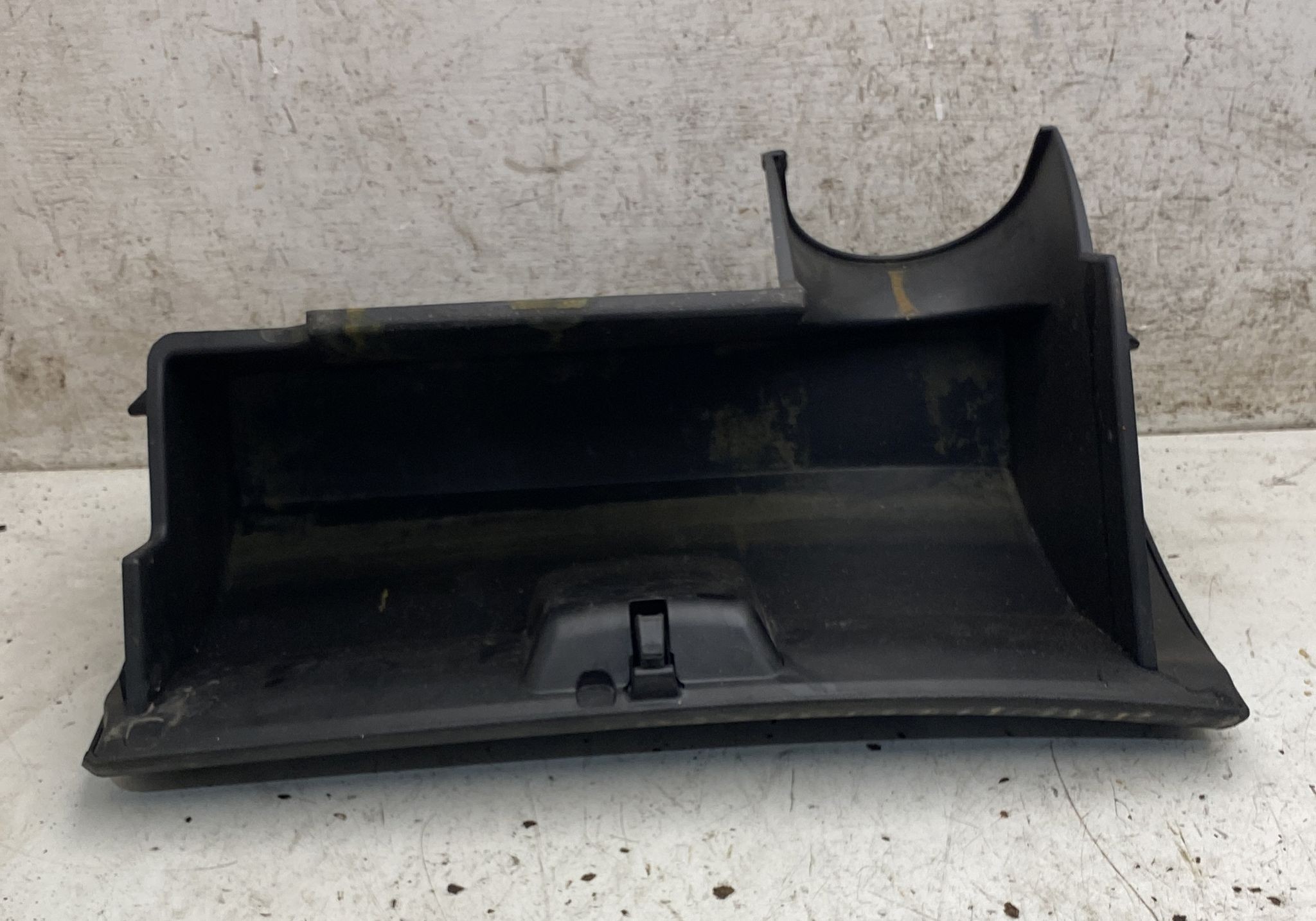 Ricambi COPERCHIO PORTAOGGETTI NERO PER TOYOTA AYGO Peugeot 107