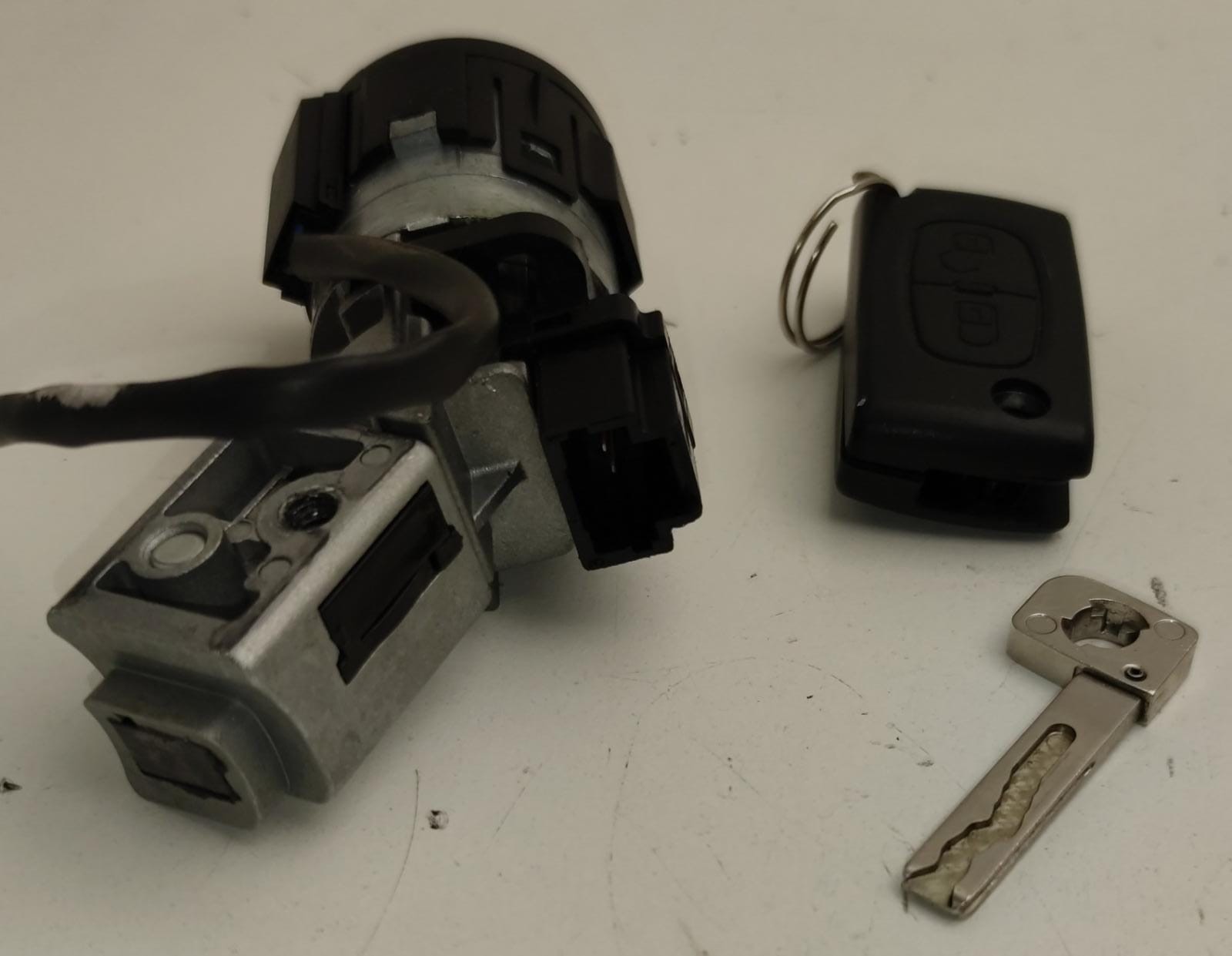 Nuova Custodia Chiave Per Auto In TPU Per Peugeot 2008 3008 4008 5008 308 408 508 Croen C1 C2 C4 C6 C3-XR Picasso DS3 DS5 Cover Shell Fob - Foto 7