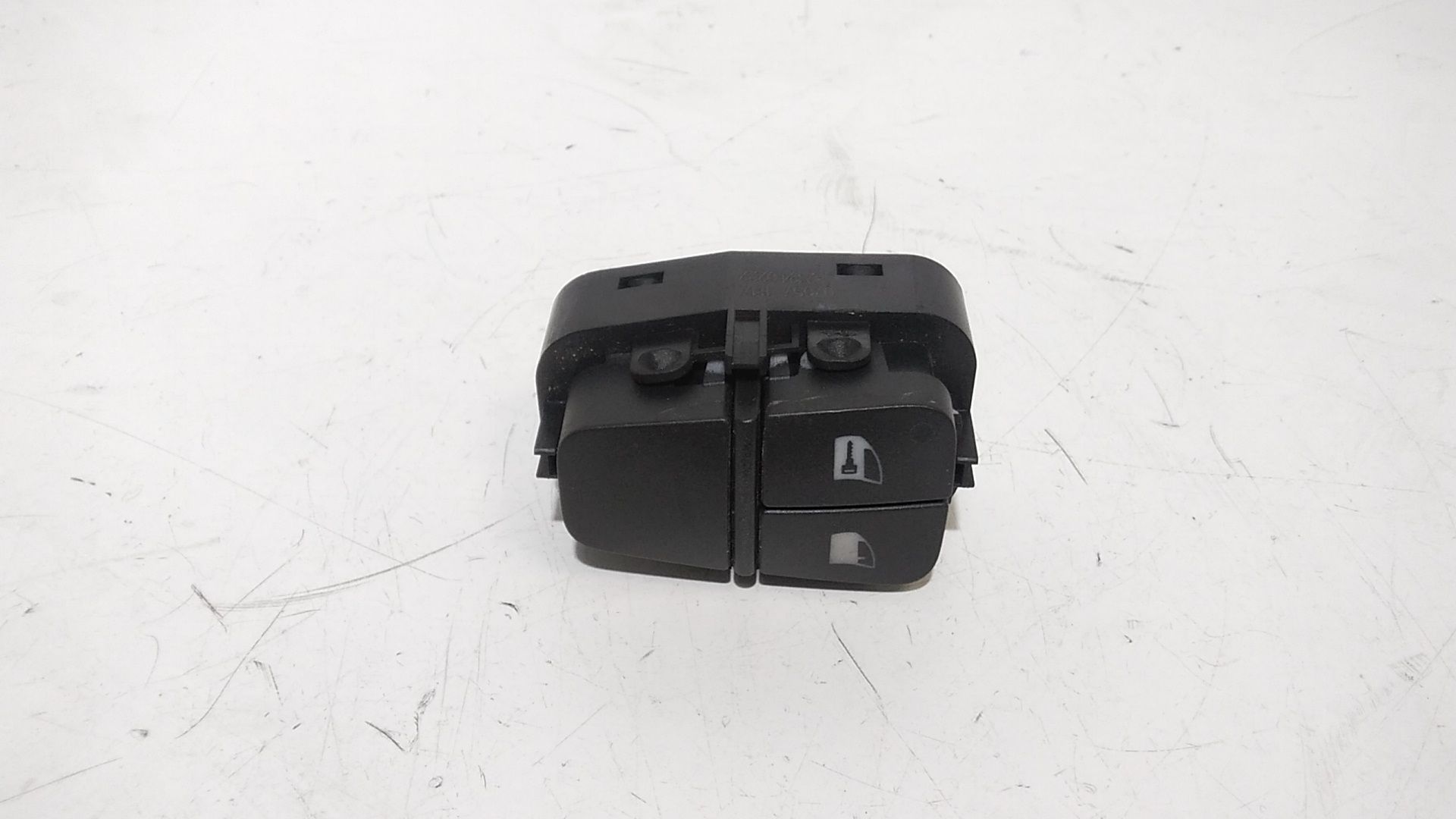 Pulsantiera bloccaggio porte FIAT Croma 2� Serie