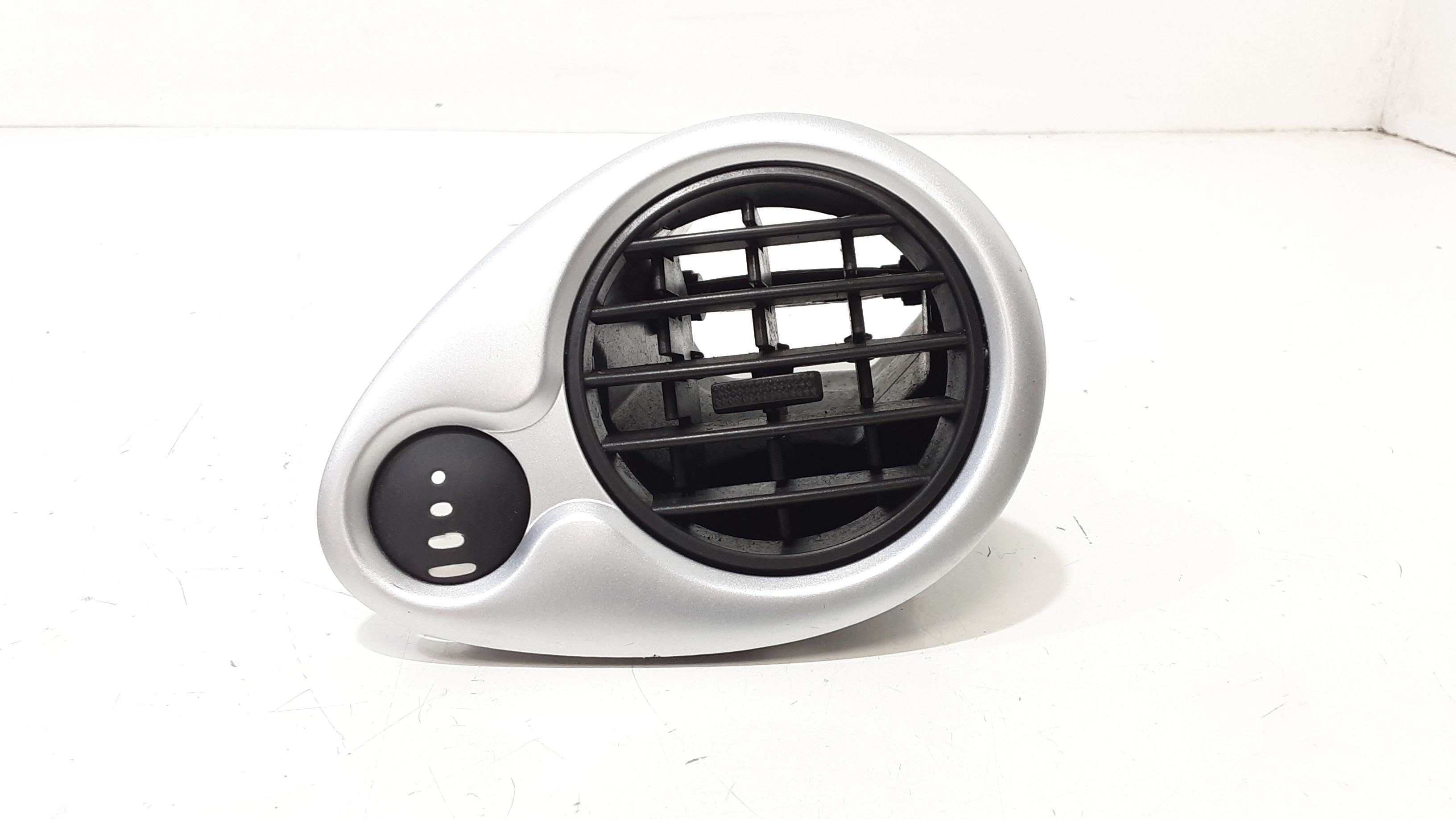 Bocchetta aria cruscotto lato passeggero RENAULT Clio Serie (08>15)