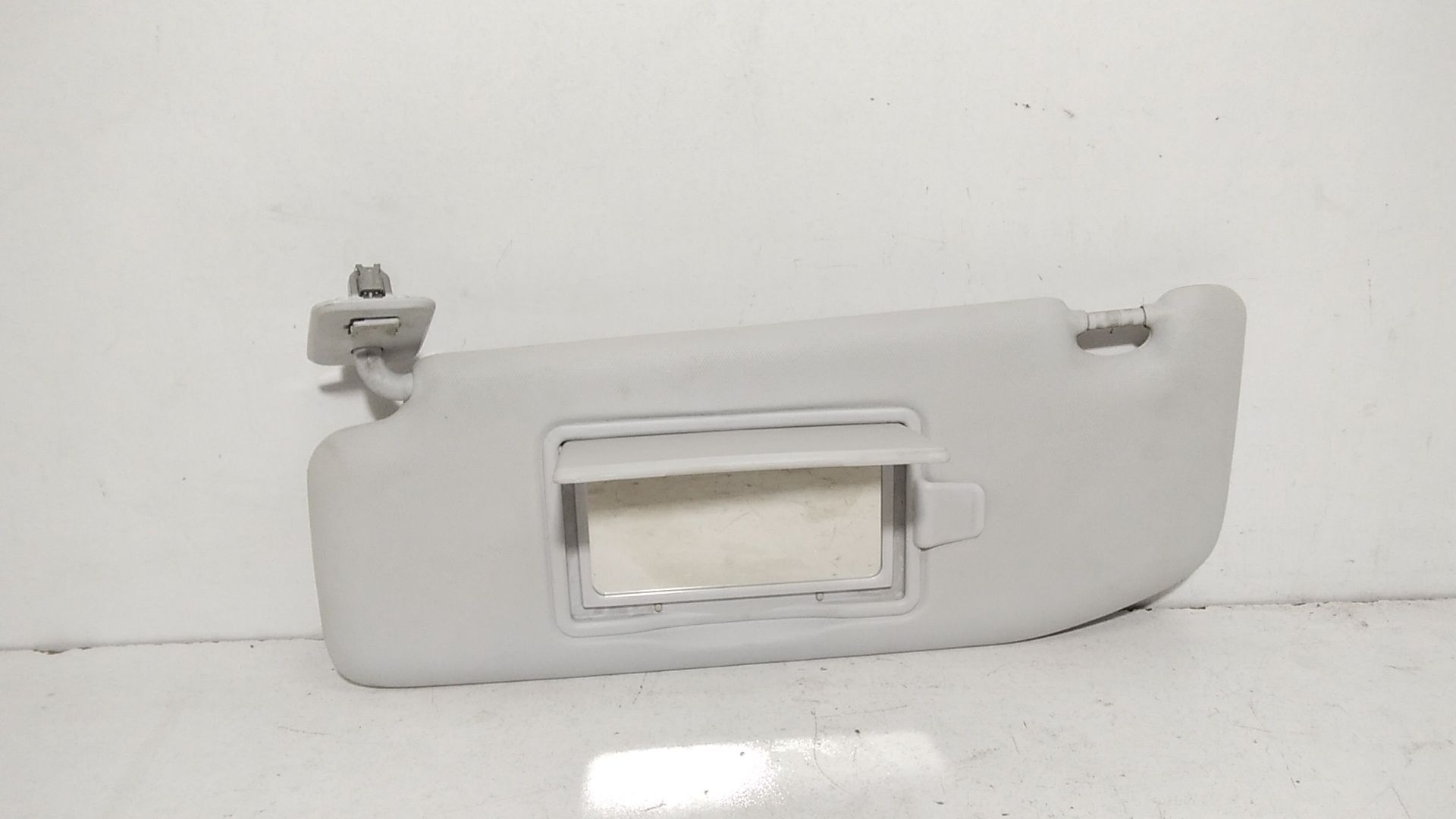 Parasole aletta anteriore Lato Guida PEUGEOT 208 Serie (12>19)