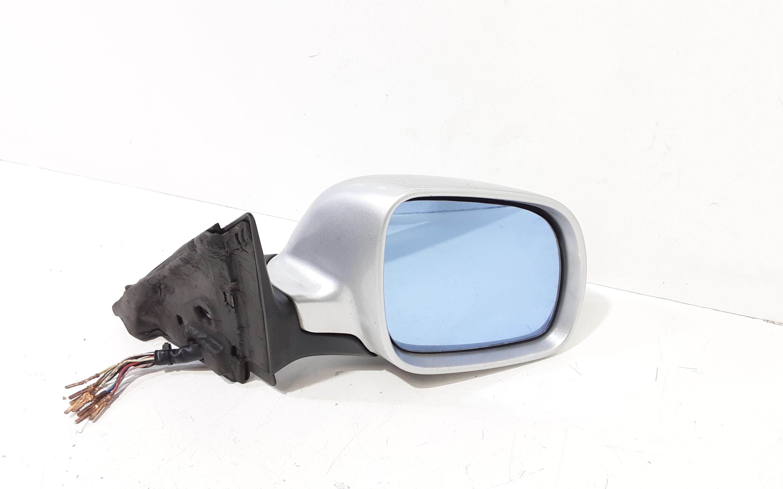 Specchietto Retrovisore Destro AUDI A3 Serie (8L)