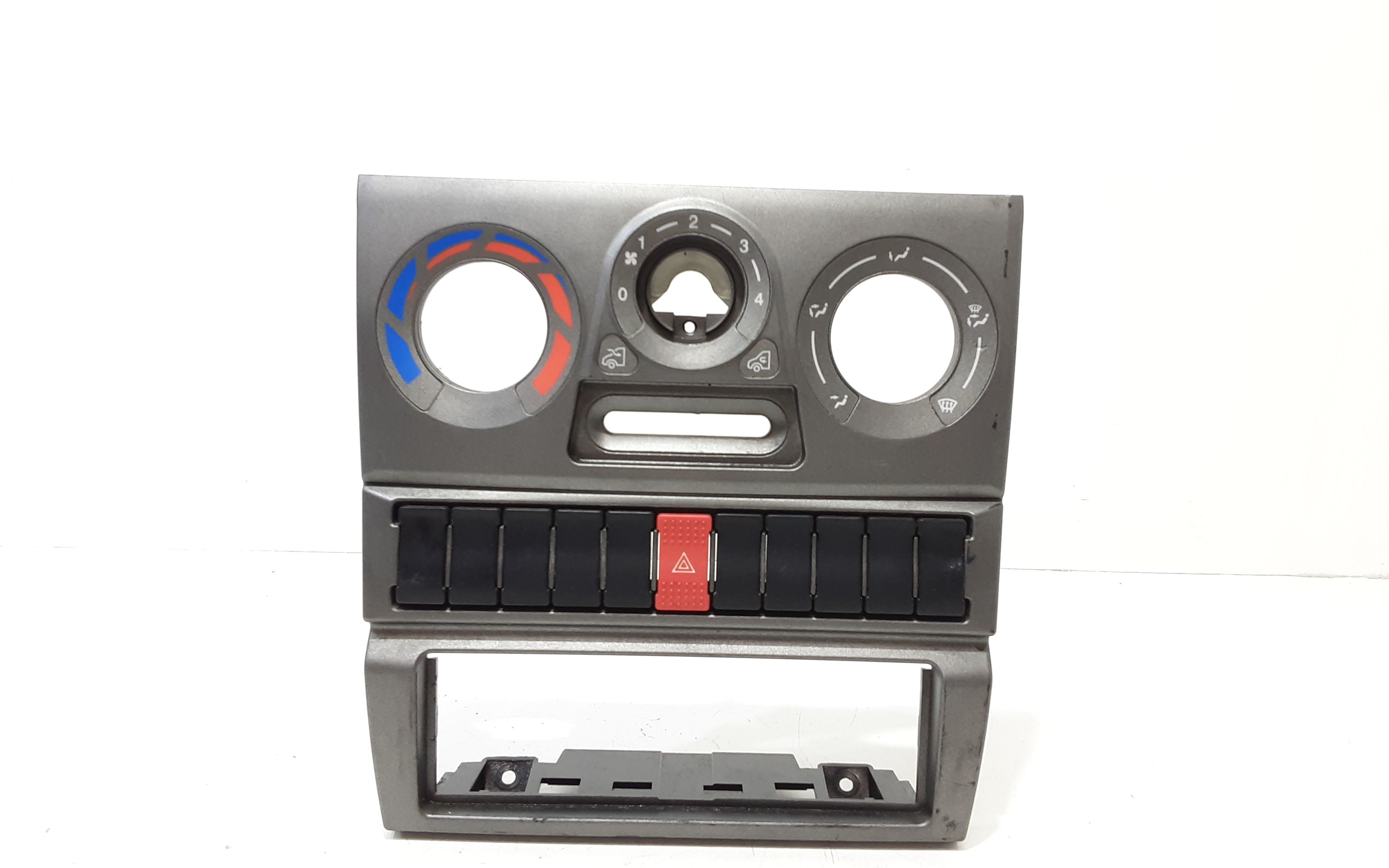 Modanatura Centrale Cruscotto IVECO Daily 5� Serie