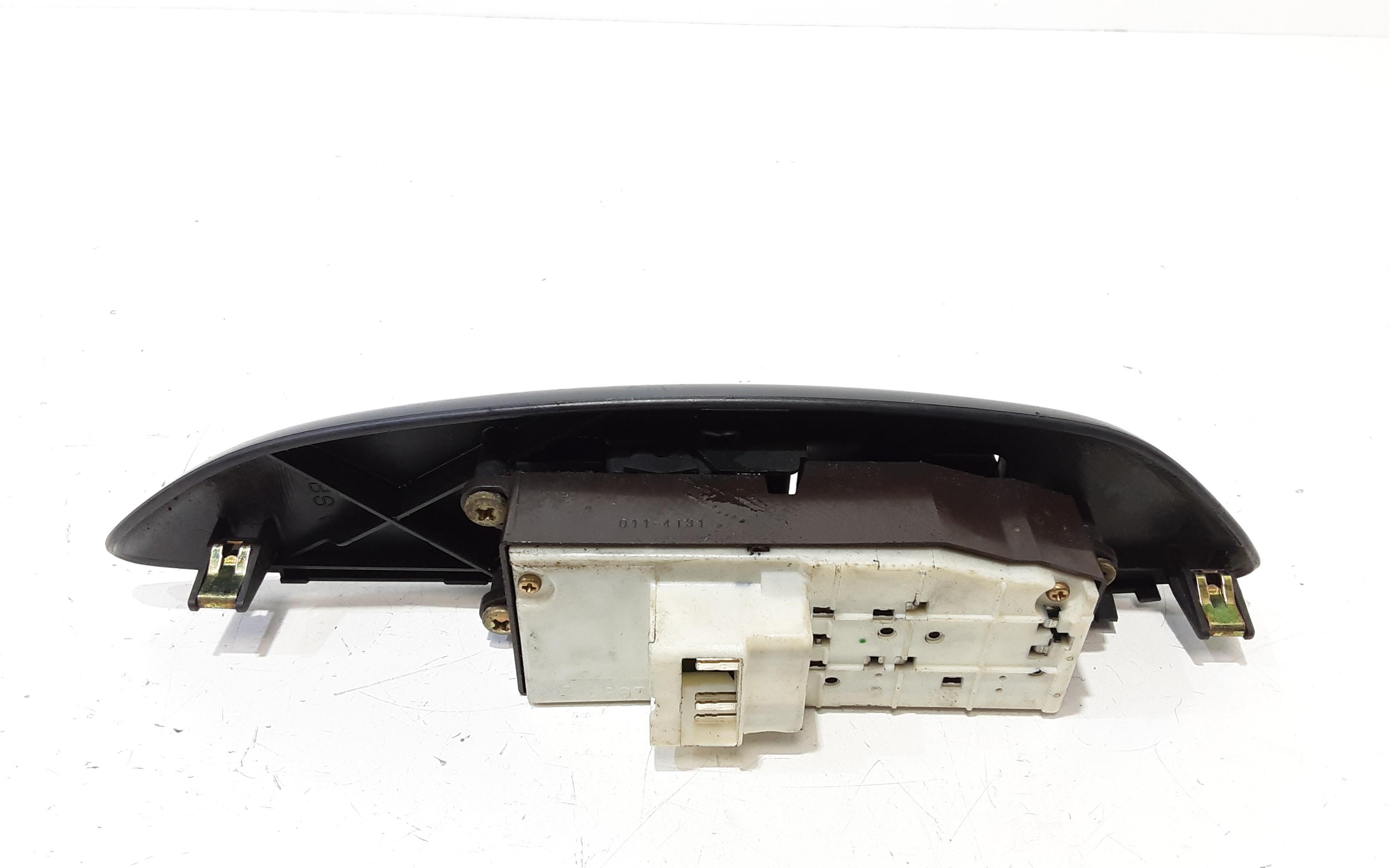 Pulsantiera anteriore sinistra Guida TOYOTA Yaris 2 Serie